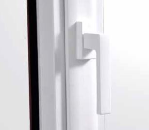 lumière et poignée fenêtre syma pvc